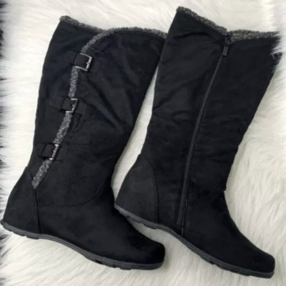 Black Boots